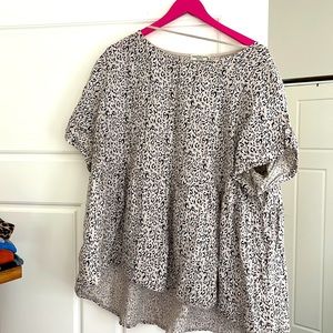 Plus size animal, print women’s linen top